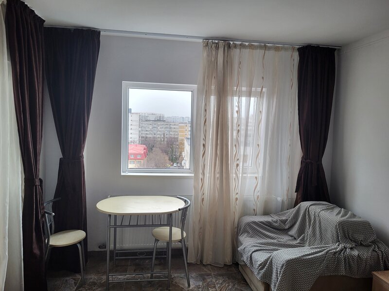 Drumul Taberei, proprietar garsoniera,